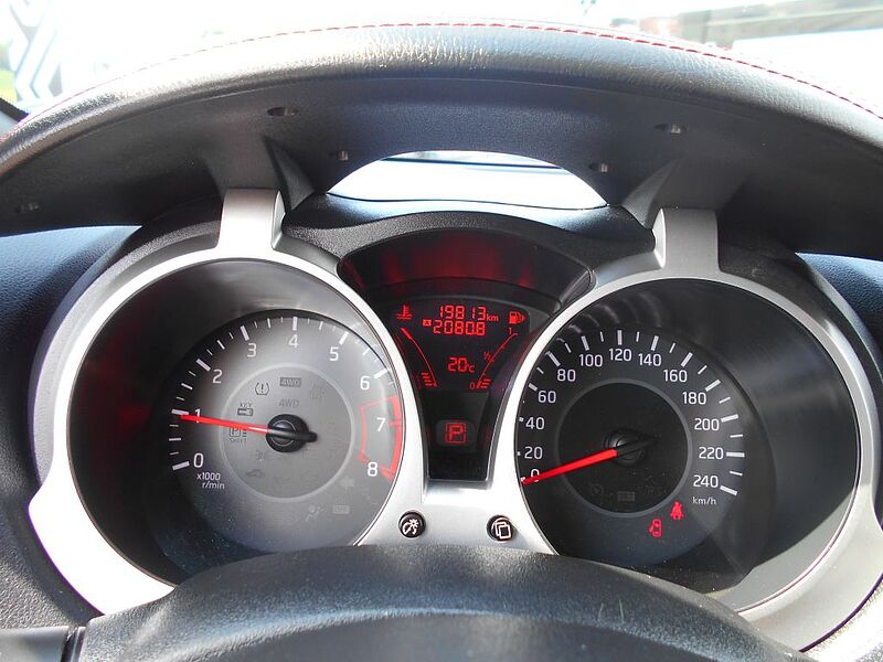 Nissan Juke 1.6 Xtronic N-Connecta