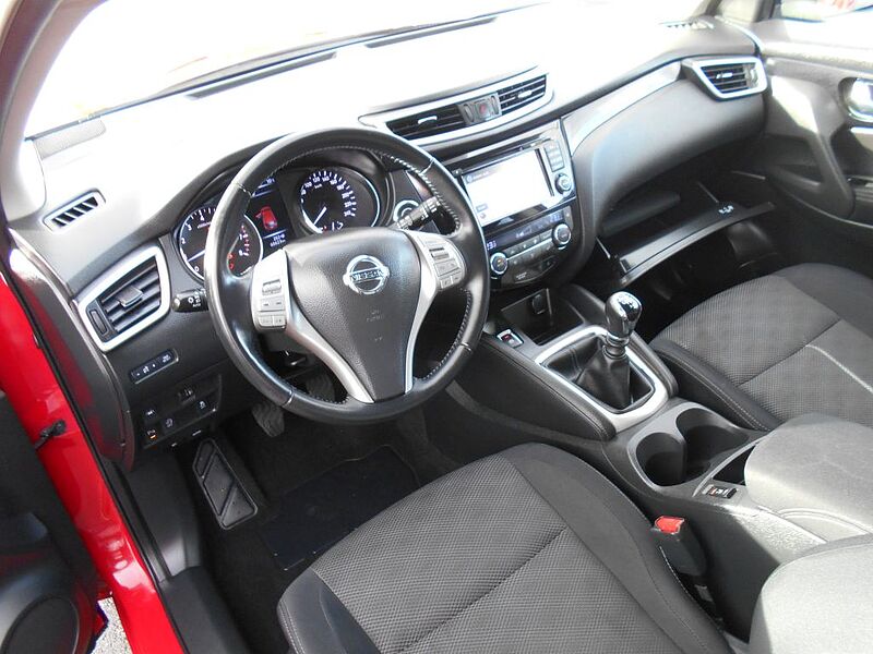 Nissan Qashqai 1.6 DIG-T N-Connecta